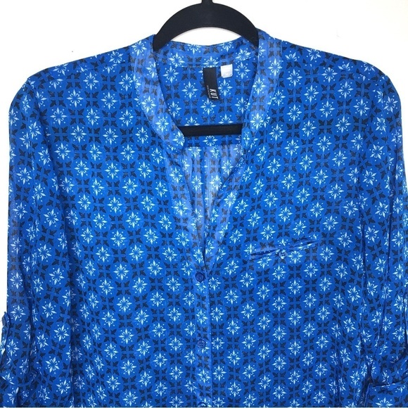 KUT from the Kloth Blue Diamond Jasmine Blouse - Picture 4 of 11